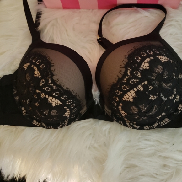 VICTORIA'S SECRET BRA 36D - Picture 1 of 5